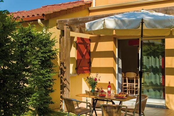 INVESTISSEMENT LOCATIF – Montignac-Lascaux – Résidence de Tourisme Les Bastides de Lascaux - 6,06% de rentabilité