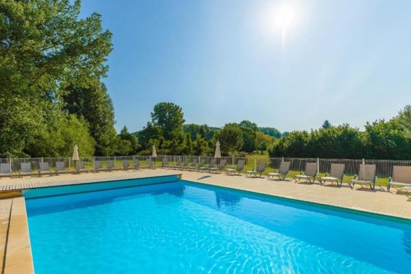INVESTISSEMENT LOCATIF – Montignac-Lascaux – Résidence de Tourisme Les Bastides de Lascaux - 6,06% de rentabilité