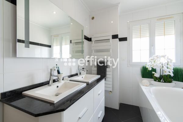 Maison 7 pièces - 140 m² Bien prestige