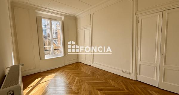 Location Appartement 6 pièces 188.11 m² - Lyon 69006