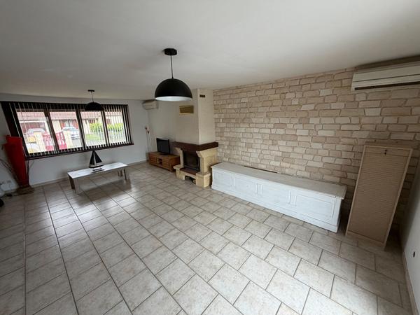 Maison familiale 138 m² avec piscine ? La Chapelle-Saint-Ursin