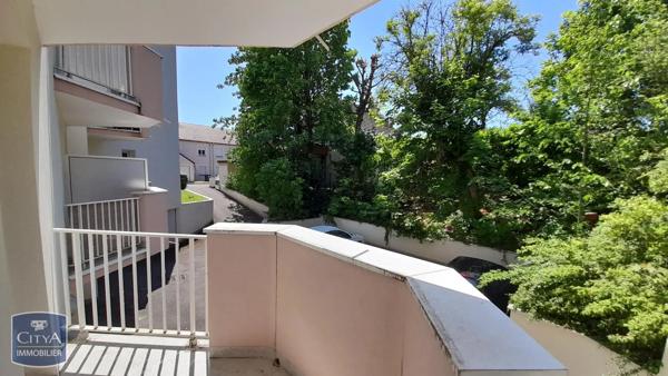 Appartement à louer 2 pièces 48.72m² Dijon (21000)