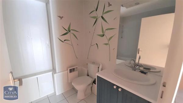Appartement à louer 2 pièces 48.72m² Dijon (21000)