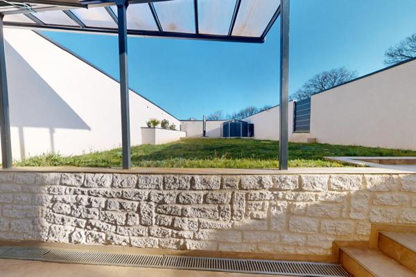 Saint-Benoît, Elégante maison familiale récente aux prestations de confort