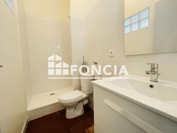 Location Studio 18.75 m² - 27 RUE DES BOUCHERIES Toulon 83000