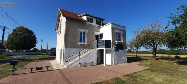 Maison restaurée à vendre à Luçay-le-Mâle dans l'Indre (36360), ref : 021/1361a