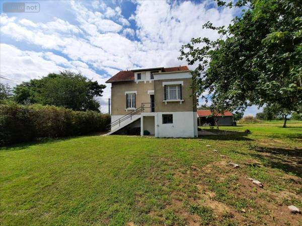 Maison restaurée à vendre à Luçay-le-Mâle dans l'Indre (36360), ref : 021/1361a