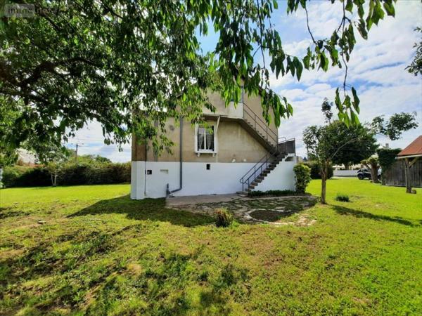 Maison restaurée à vendre à Luçay-le-Mâle dans l'Indre (36360), ref : 021/1361a