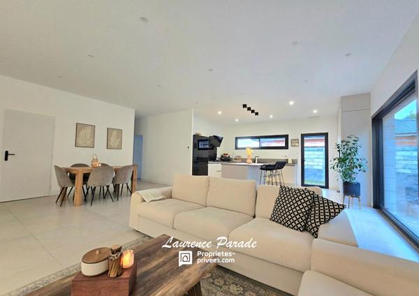 Maison  moderne proche commodités avec jardin et terrasse
