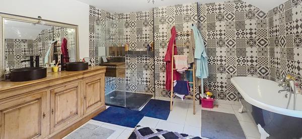 Maison Bourgeoise de Charme – 182 m² – 5 Chambres