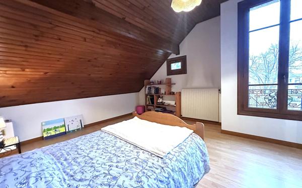 Maison à vendre    5 pièces • 81,85 m2 Villiers-le-Bel