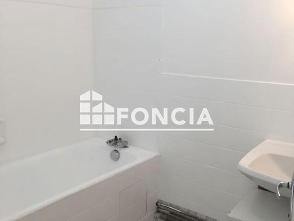 Location Appartement 2 pièces 45.2 m² - 6 RUE DE VERNOUILLET SY4216 Dreux 28100