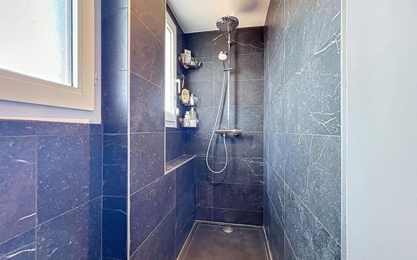 Appartement à vendre    2 pièces • 55,11 m2 Suresnes