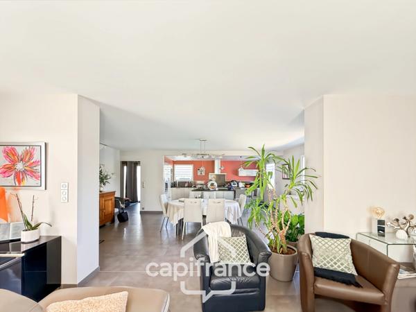 Maison à vendre 6 pièces  PONTIVY – PROXIMITÉ DU QUARTIER DE TRELEAU – MAISON FAMILIALE AVEC EXTENSION ET SOUS-SOL COMPLET