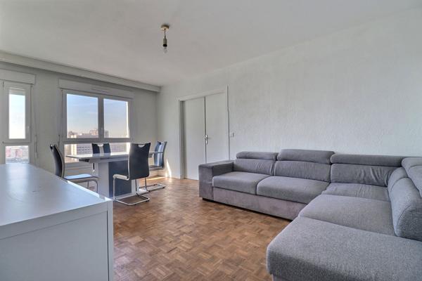 En exclusivité appartement 4 pièce(s) 76 m² !