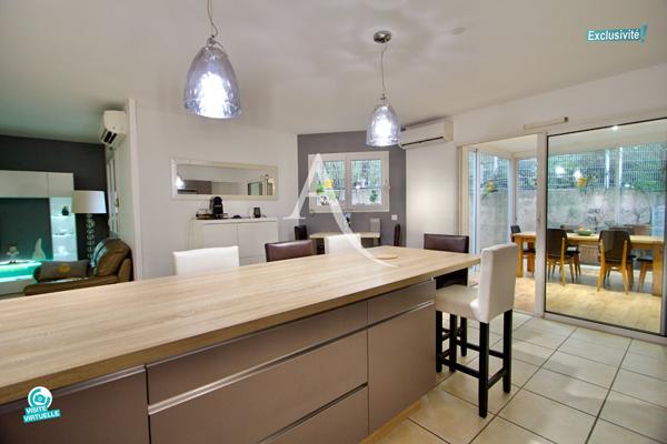 RARE - MONTPELLIER ESTANOVE - DUPLEX T4 CLIMATISÉ - 91 M2 UTILES (77,94 M2 CARREZ) - 2 CHAMBRES - JARDINET - VERANDA- GARAGE - 1 PLACE DE STATIONNEMENT