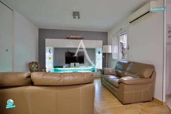 RARE - MONTPELLIER ESTANOVE - DUPLEX T4 CLIMATISÉ - 91 M2 UTILES (77,94 M2 CARREZ) - 2 CHAMBRES - JARDINET - VERANDA- GARAGE - 1 PLACE DE STATIONNEMENT