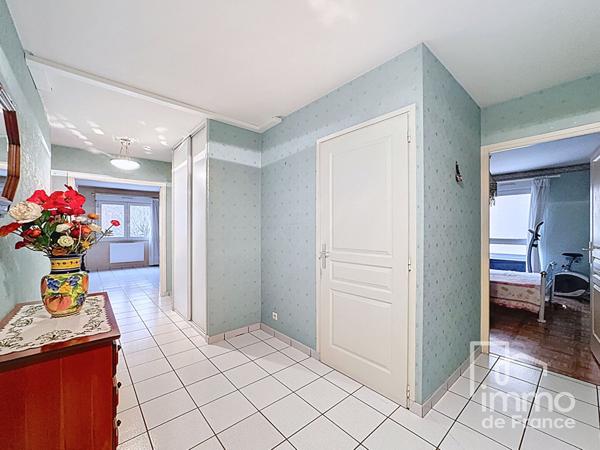 Appartement Bellegarde Sur Valserine 4 pièce(s)