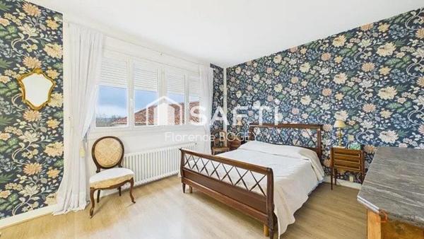 Magnifique maison de ville rénovée avec cachet et dépendances