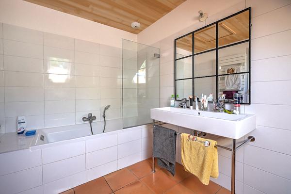 À Vendre - Propriété de Caractère 600 m2 dans le Lot Est (25 min de Figeac et Saint-Céré)