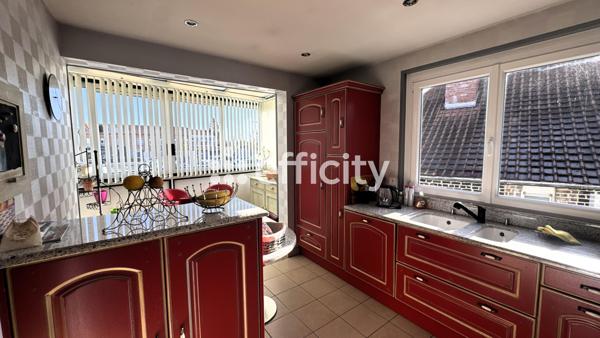 Maison 7 pièces - 255 m²