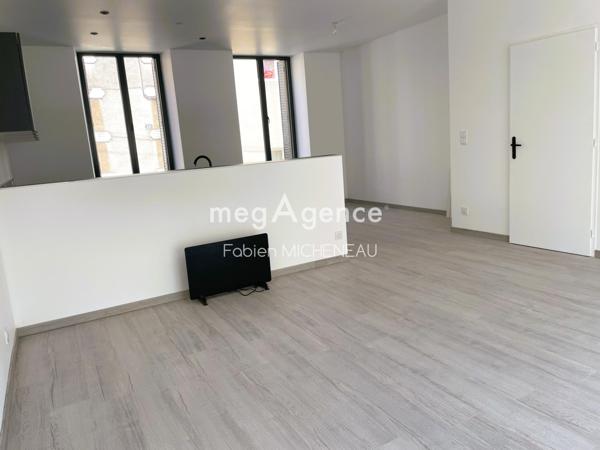 Maison à LE MAY-SUR-EVRE, 49122 - 6 pièces 120m²