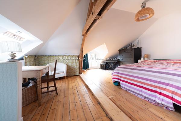 Charme de l'ancien au coeur du village !