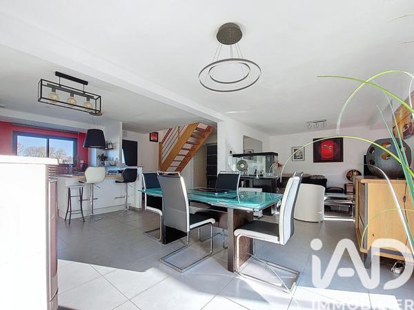 Maison à vendre 8 pièces 107 m² Pont-Aven