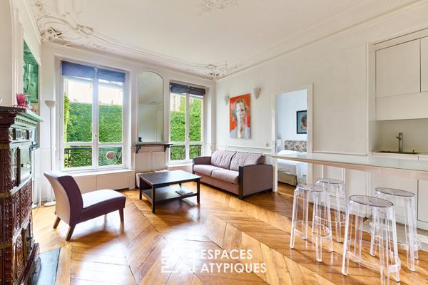 Appartement contemporain sur cour végétalisée