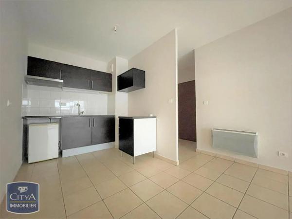 Appartement à louer 2 pièces 41.65m² Le Pontet (84130)
