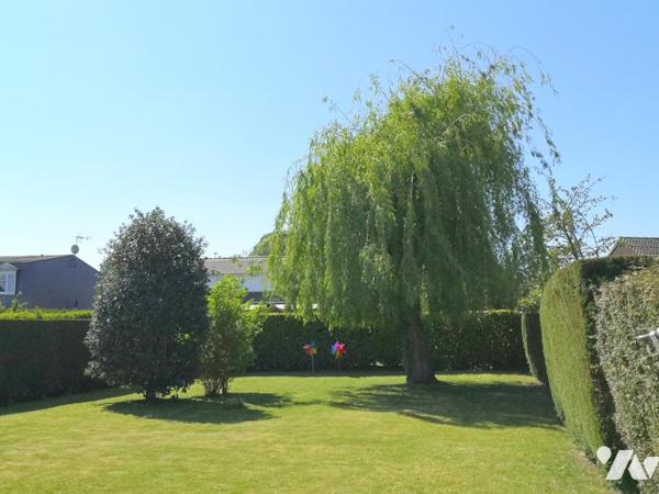 SECLIN – Maison 4 chambres de 106 m² – Garage, jardin et parkings privatifs