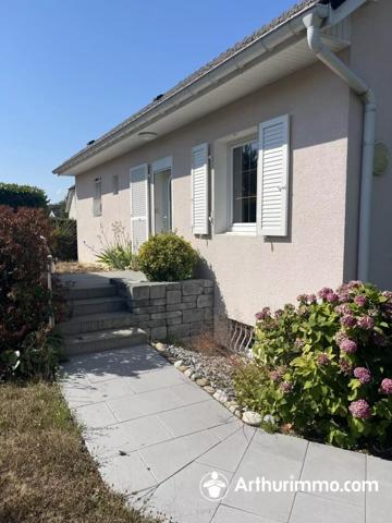 Vente                                                      Maison
                        
                     6 pièces                      92 m2                     à Seloncourt