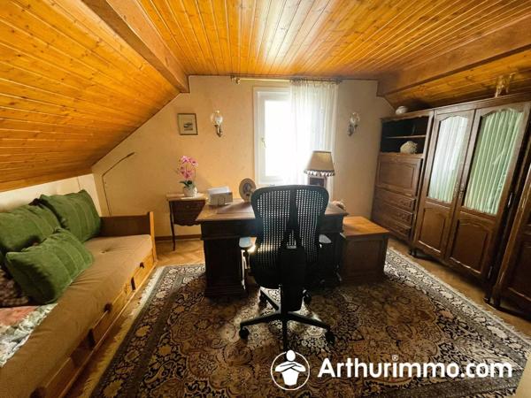Vente                                                      Maison
                        
                     6 pièces                      92 m2                     à Seloncourt
