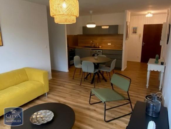 Appartement à louer 2 pièces 43.41m²
