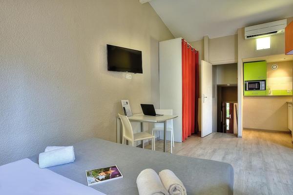 INVESTISSEMENT LOCATIF – La Colle-sur-Loup – Résidence Tourisme Belambra Clubs « Les Terrasses de St Paul de Vence » - 6,83 % de rentabilité