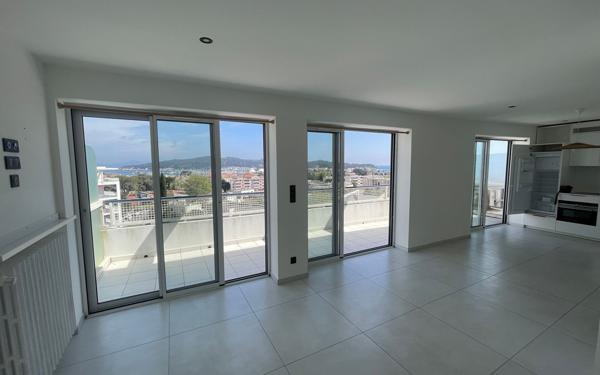 Appartement à vendre    2 pièces • 40 m2 La Seyne-sur-Mer