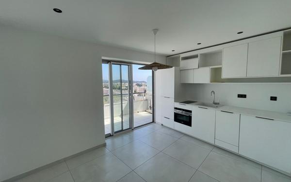 Appartement à vendre    2 pièces • 40 m2 La Seyne-sur-Mer