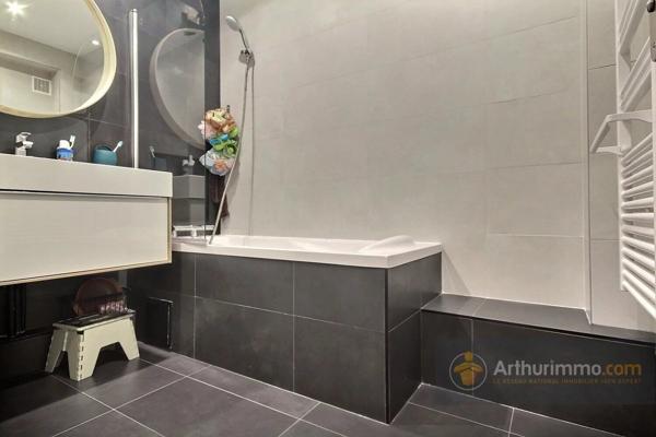 Location Appartement 4 pièces 91 m2 à Charenton-le-Pont