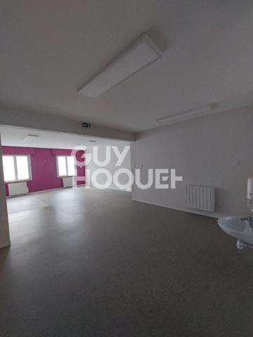 Local professionnel, 3 pièces de 110,74 m² à THANN