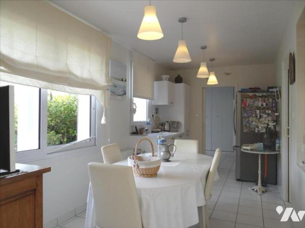 A DEUX PAS DES COMMODITES ET DU BORD DE MER
