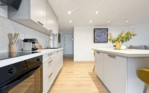 Appartement à vendre    4 pièces • 78 m2 Fréjus