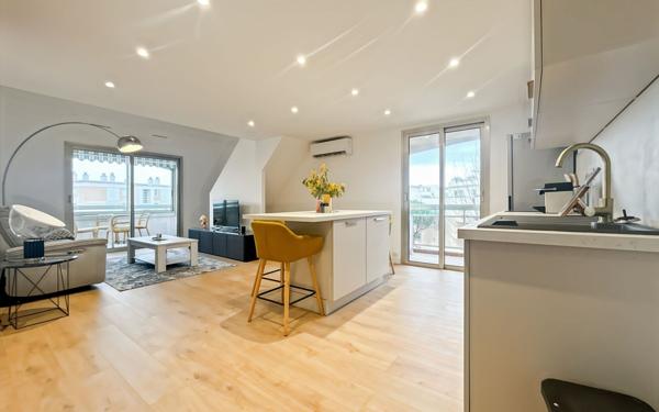 Appartement à vendre    4 pièces • 78 m2 Fréjus