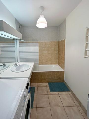 Appartement à louer    3 pièces • 72,63 m2 Lyon 8