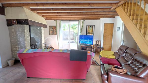 Très grande maison ancienne pleine de charme totalisant 190 m² habitables environ sur deux niveaux. Au rez de chaussée vous bénéficiez d'un espace nuit composé de deux chambres, une salle d'eau et wc indépendants que vous pouvez transformer en gite indépendant. L'accueil se présente par une très belle pièce à vivre  dotée d'une superbe cheminée ouverte et communiquante sur l'espace séjour et cuisine. Du salon on accède à la cuisine et à la buanderie d'un côté, et de l'autre côté à la terrasse plein sud, et à une autre chambre utilisée comme bureau orientée sud également. Puis l'escalier vous mène au second espace nuit composé de trois chambres, une pièce dressing et une salle d'eau. De l'extérieur et la terrasse vous pourrez profiter de la grande et belle nature avec vue sur des espaces dégagés, des arbres, du calme,  et vous rafraîchir dans la piscine chauffée par pompe à chaleur, entourée d'un très grand espace communiquant au séjoour cuisine et à un espace de stockage et rangements.
Pour tout renseignement complémentaire ou pour organiser une visite, contactez Dominique Ortion.
Tout candidat acquéreur est informé de son droit de se faire accompagner, lors de la visite, par un professionnel du bâtiment de son choix.
Il est demandé de signaler préalablement la présence de cet intervenant afin de permettre l’organisation de la visite dans des conditions adaptées.