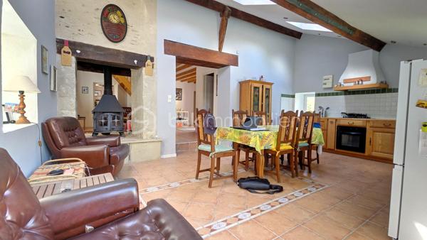 Très grande maison ancienne pleine de charme totalisant 190 m² habitables environ sur deux niveaux. Au rez de chaussée vous bénéficiez d'un espace nuit composé de deux chambres, une salle d'eau et wc indépendants que vous pouvez transformer en gite indépendant. L'accueil se présente par une très belle pièce à vivre  dotée d'une superbe cheminée ouverte et communiquante sur l'espace séjour et cuisine. Du salon on accède à la cuisine et à la buanderie d'un côté, et de l'autre côté à la terrasse plein sud, et à une autre chambre utilisée comme bureau orientée sud également. Puis l'escalier vous mène au second espace nuit composé de trois chambres, une pièce dressing et une salle d'eau. De l'extérieur et la terrasse vous pourrez profiter de la grande et belle nature avec vue sur des espaces dégagés, des arbres, du calme,  et vous rafraîchir dans la piscine chauffée par pompe à chaleur, entourée d'un très grand espace communiquant au séjoour cuisine et à un espace de stockage et rangements.
Pour tout renseignement complémentaire ou pour organiser une visite, contactez Dominique Ortion.
Tout candidat acquéreur est informé de son droit de se faire accompagner, lors de la visite, par un professionnel du bâtiment de son choix.
Il est demandé de signaler préalablement la présence de cet intervenant afin de permettre l’organisation de la visite dans des conditions adaptées.