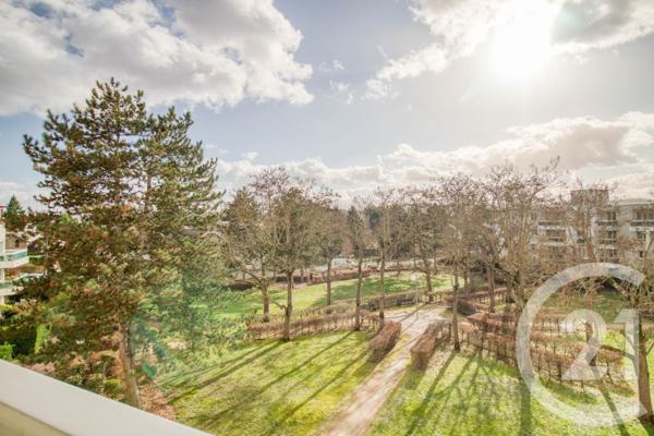 Appartement F5 à vendre  5 pièces - 87,24 m2 ERMONT - 95