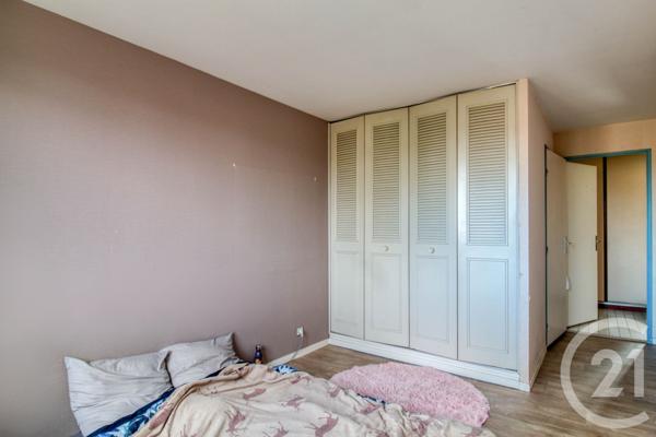 Appartement F5 à vendre  5 pièces - 87,24 m2 ERMONT - 95