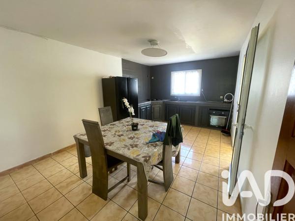 Maison à vendre 10 pièces 282 m² Le Tampon