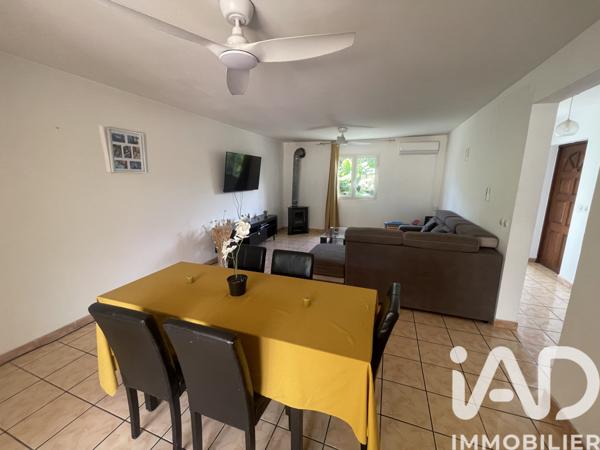 Maison à vendre 10 pièces 282 m² Le Tampon