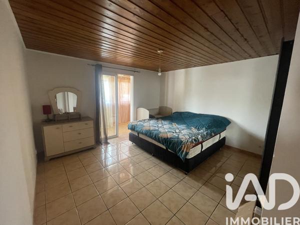 Maison à vendre 10 pièces 282 m² Le Tampon